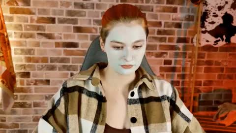 Bella online show from October 2025 05:11:02 AM