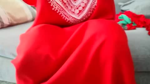 Snapshot of chillwithcamii chatting on July 2026 09:38:01 AM yoursensualparadise online show from July 2026 09:38:01 AM
