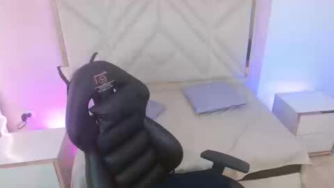 chipi_tay online show from September 2025 03:26:01 PM