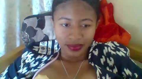 chloe9794 online show from October 2025 12:04:02 PM