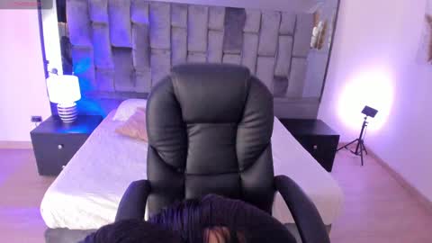 Chloe online show from March 2025 11:29:01 AM