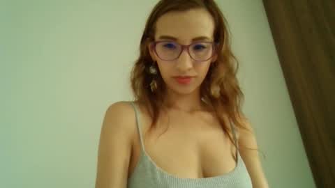 Snapshot of chloe_bitelly chatting on February 2026 08:16:02 PM Chloe Bitelly online show from February 2026 08:16:02 PM