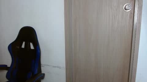 Abby 19 years online show from June 2026 05:59:02 PM