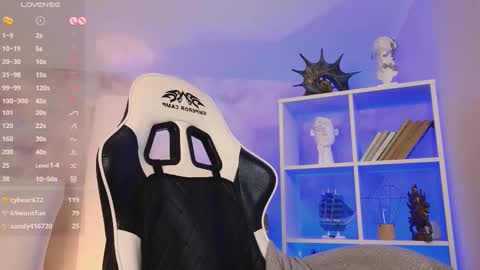 Chloe online show from March 2025 12:32:01 AM