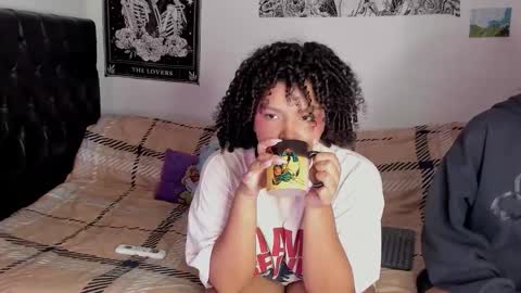 Snapshot of chloe_kisses chatting on September 2025 10:26:01 AM chloe_kisses online show from September 2025 10:26:01 AM