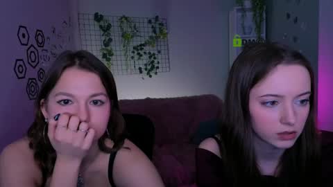 chloe_ley online show from March 2026 02:33:02 PM