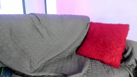 chloe online show from January 2025 05:40:02 PM