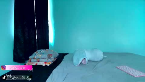 AMY online show from September 2025 01:35:01 PM