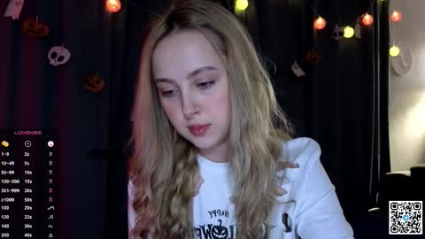  Chloe  online show from October 2025 03:43:02 AM