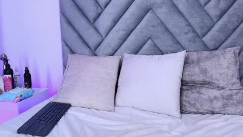 chloe_wilson7 online show from March 2025 05:29:01 PM