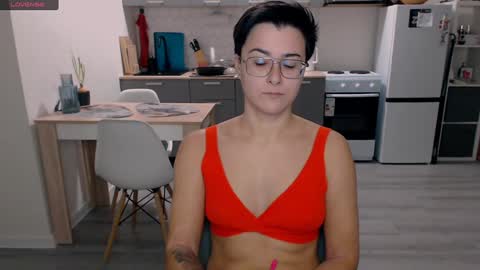 Eva and Sandra online show from December 2024 05:28:02 PM