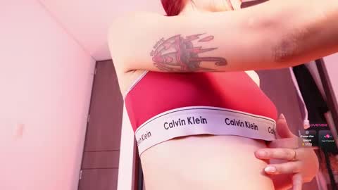 Snapshot of chloebritto chatting on October 2025 06:30:02 PM cloe online show from October 2025 06:30:02 PM