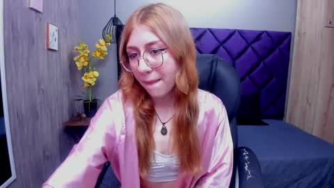 chloecampbell03 online show from September 2025 01:05:01 PM