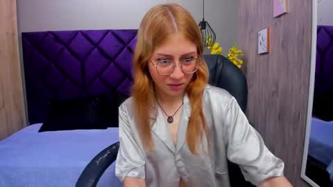chloecampbell03 online show from October 2025 01:08:02 PM