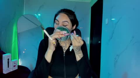 ChloeeThompson online show from September 2025 03:43:01 AM