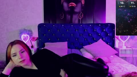 Chloe Fulton online show from December 2024 10:52:01 PM