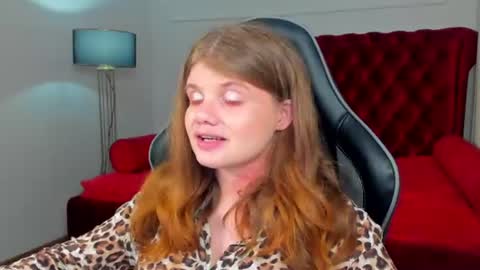 ChloeHalses online show from July 2026 05:41:02 PM