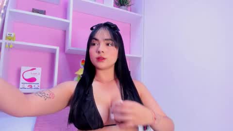 Snapshot of chloeharper1 chatting on February 2026 01:21:02 PM Chloe online show from February 2026 01:21:02 PM