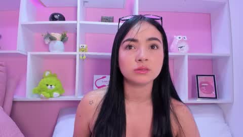 Snapshot of chloeharper1 chatting on March 2026 11:49:01 AM Chloe online show from March 2026 11:49:01 AM