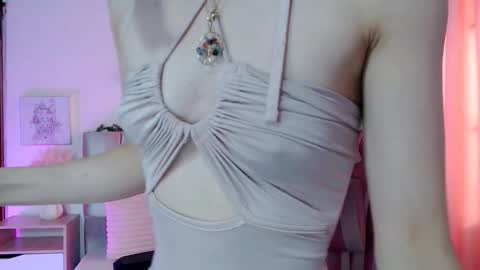 Chloe online show from September 2025 03:23:02 PM