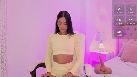 C H L O E  M O O N online show from May 2026 11:05:01 AM