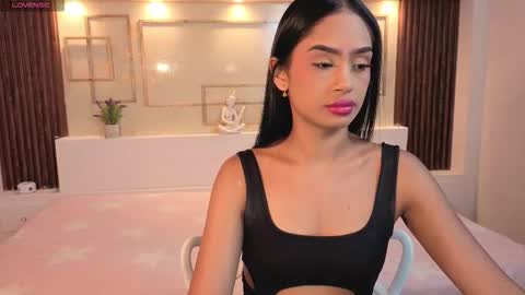 Chloe Moon online show from November 2025 12:42:02 PM