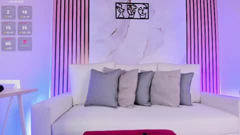 Chloe  online show from March 2026 03:15:02 PM