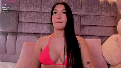 Chloe  online show from September 2025 10:10:02 PM