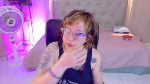 Snapshot of chloerossee chatting on June 2026 01:13:01 PM Chloe rosse online show from June 2026 01:13:01 PM