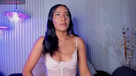 Snapshot of chloetaylorr_ chatting on January 2025 09:06:01 PM CHLOE online show from January 2025 09:06:01 PM