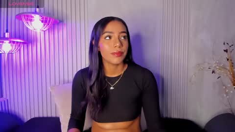 Snapshot of chloetaylorr_ chatting on January 2025 09:02:01 PM CHLOE online show from January 2025 09:02:01 PM