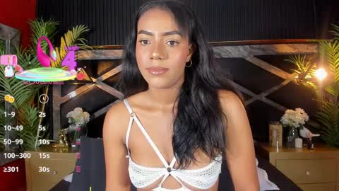 Snapshot of chloetaylorr_ chatting on March 2025 09:06:02 PM CHLOE online show from March 2025 09:06:02 PM