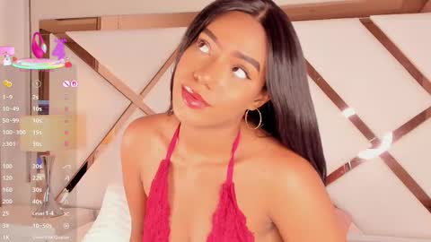 Snapshot of chloetaylorr_ chatting on October 2025 08:49:01 PM CHLOE online show from October 2025 08:49:01 PM