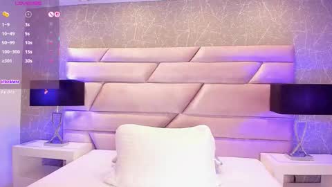 Snapshot of chloetaylorr_ chatting on October 2025 07:51:01 PM CHLOE online show from October 2025 07:51:01 PM