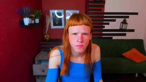 Chloe online show from December 2025 08:28:02 PM