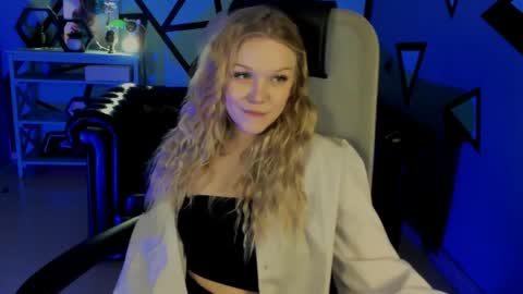 ChloeWight online show from April 2026 11:21:02 AM