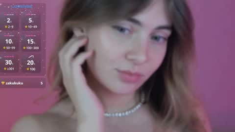 chloi_hes online show from December 2024 05:43:01 PM