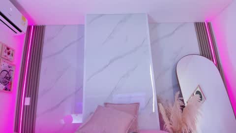 Chlooe online show from January 2025 03:36:02 PM