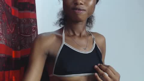 choco_petitqueen online show from December 2024 01:07:02 PM