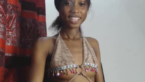 choco_petitqueen online show from December 2024 07:24:02 AM