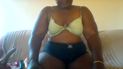 Snapshot of chocobabe002 chatting on July 2026 09:57:02 AM chocobabe002 online show from July 2026 09:57:02 AM