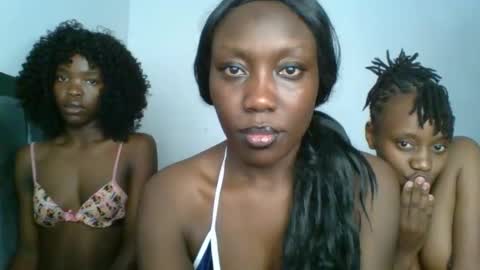 chocobear22 online show from October 2025 06:29:02 PM