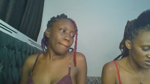 chocobear22 online show from November 2025 06:41:04 PM