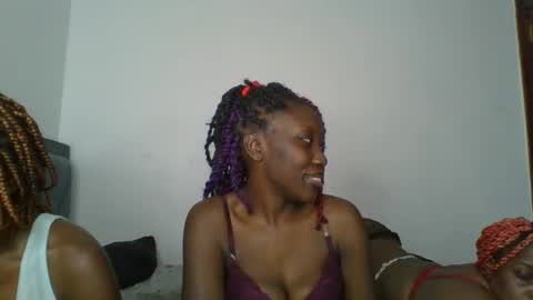 chocobear22 online show from November 2025 05:33:02 PM