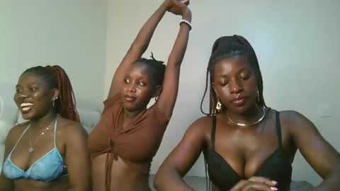 Iva online show from October 2025 09:26:02 PM