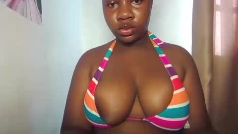 Snapshot of chocolateassgirl61 chatting on March 2026 08:21:01 AM chocolateassgirl61 online show from March 2026 08:21:01 AM