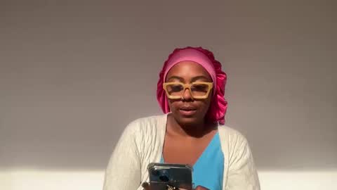 ChocolateCakeQueen online show from November 2025 12:27:02 PM