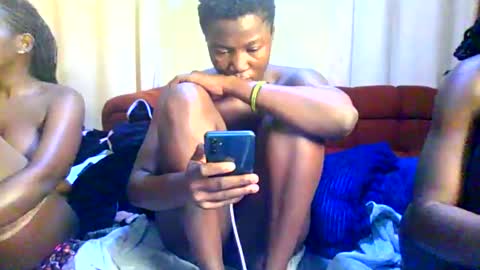 Snapshot of chocolatecaramel1 chatting on June 2026 02:12:02 AM sasha online show from June 2026 02:12:02 AM