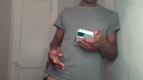 Snapshot of chocolatedolla chatting on February 2025 10:59:01 PM chocolatedolla online show from February 2025 10:59:01 PM