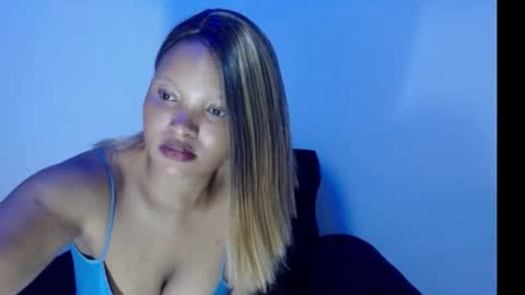 chocolatemilkebony online show from January 2025 10:22:01 PM